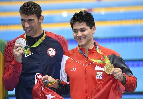 当日,在2016年里约奥运会游泳比赛男子100米蝶泳决赛中,新加坡选手