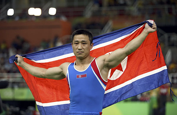 朝鲜选手:金牌对我没意义 希望韩国对手早日痊