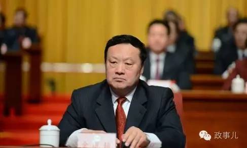 2014年11月26日,山西省有四名官员被“双开”,其中包括晋中市委原副书记张秀萍和山西高平市原市委副书记、市长杨晓波。两人都被指“与他人通奸”。