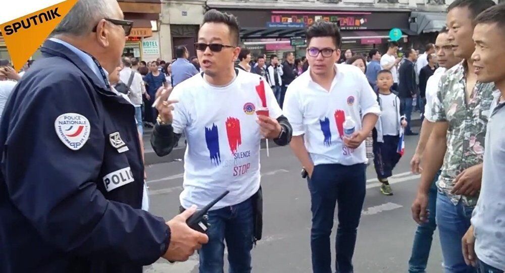 法国华人愤怒示威再次要求政府保护