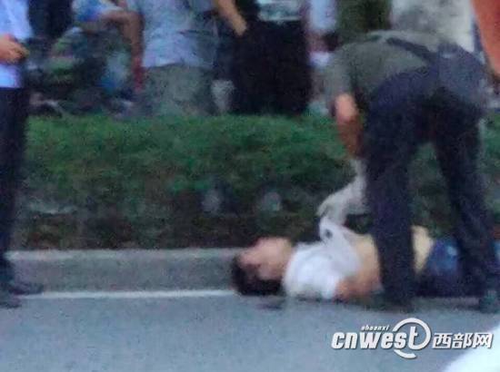 重庆男子汉中被打死扔路边，死前曾遭传销组织殴打。