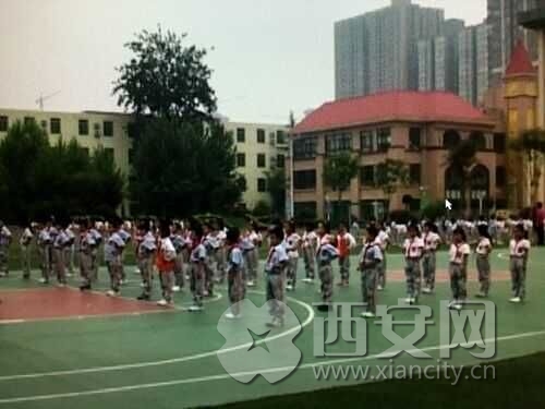 今秋公办普通高中免学费 中小学生还要交啥钱