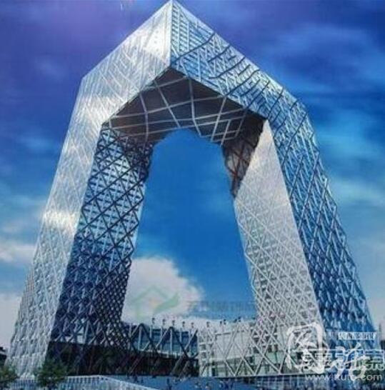 成都现&quot;大裤衩&quot;建筑：网友戏称&quot;直筒牛仔裤&quot;(图)