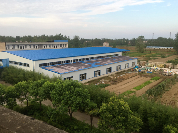 湖北喔喔旧址上,又建起了新的厂房。