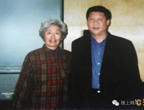 2003꣬Ӱϰƽʦٴ