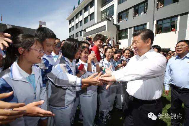 八一学校的前身是1947年聂荣臻元帅在河北阜平创建的荣臻子弟学校。