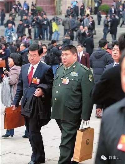 2012年毛新宇在全国两会上