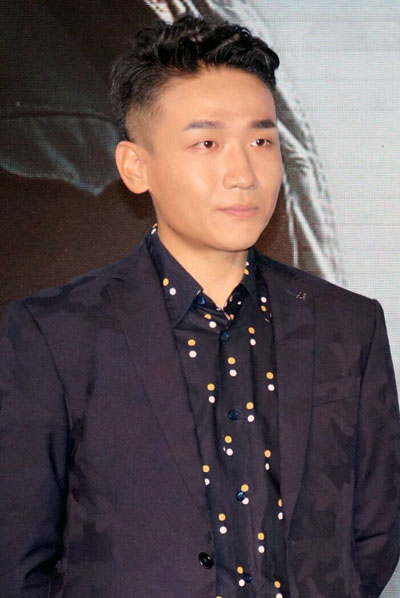 朱义出席《遥远的距离》发布演员朱义搜狐娱乐讯 近日,硬汉实力派演员