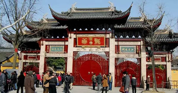 历史悠久,山川秀美,名胜古迹众多,素有