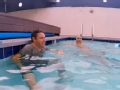 《艾伦秀第14季片花》第十七期 安迪泳姿画风清奇 菲尔普斯与安迪上演水中鏖战 
