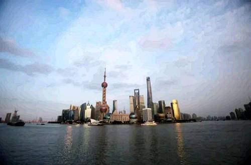 9月29日，中国(上海)自由贸易试验区(以下简称“上海自贸区”)迎来挂牌三周年，作为第一个自贸试验区，上海自贸区作为我国“改革开放排头兵、创新发展先行者”，在制度创新、金融改革、管理模式上大胆尝试，形成了多个可推广至其他自贸试验区的有效经验。