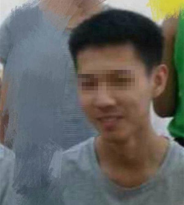 成都一学生坠亡留遗书 生前被老师收手机起争