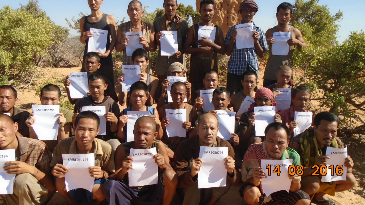 10月22日，索马里海盗释放了这些被劫持已经将近5年的人质。