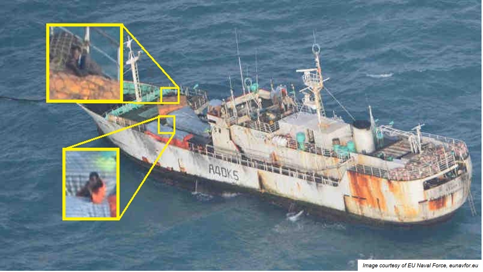 2012年3月，阿曼籍台湾渔船“NAHAM3”遭索马里海盗劫持，船上有29名船员