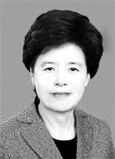 ̻ǻˣ195858ꡣ1982ѧҵڼ๤θʡίͳսʡί֯ʡίίัʡͳʡְֱġ9£ʽѡĻϯʱΪίԱΨһŮʡһ֡˴εݲΪίԱֳΪίԱΨһŮʡһ֡