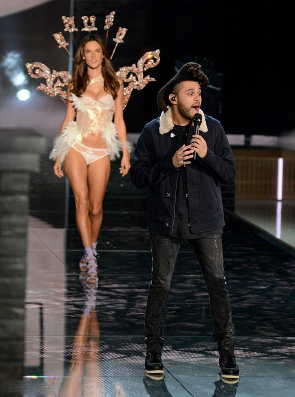 2015年表演嘉宾:The-Weeknd