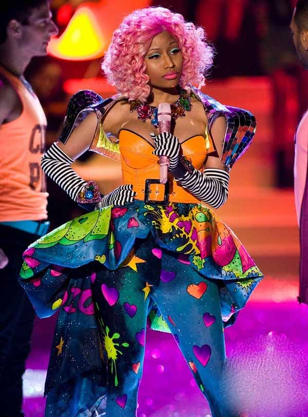 2011表演嘉宾:Nicki-Minaj