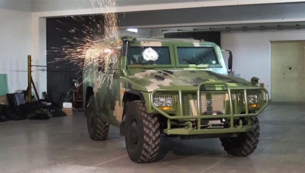 国产装甲车性能彪悍亮相头天签177辆出口大单 搜狐军事频道