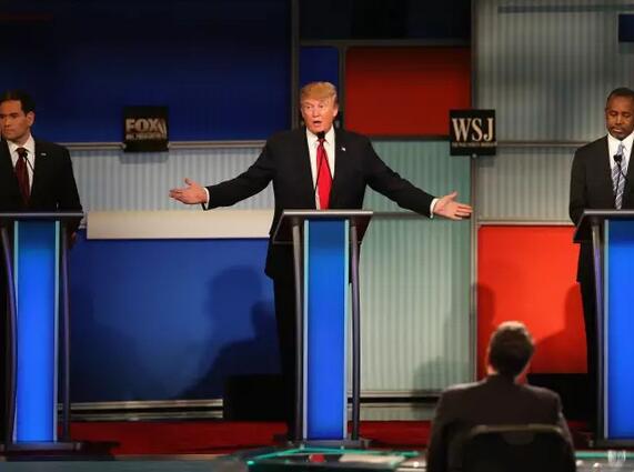 2015年11月10日，密尔沃基，特朗普在共和党辩论中。Scott Olson, Getty Images