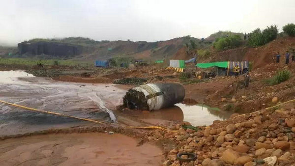 不明飞行器部件坠落缅甸山区 残骸带有中文(组图)