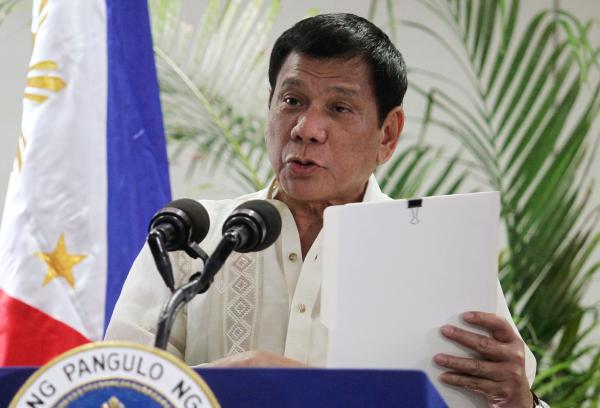 菲总统首次为驻菲美军划定撤出时间:2022年