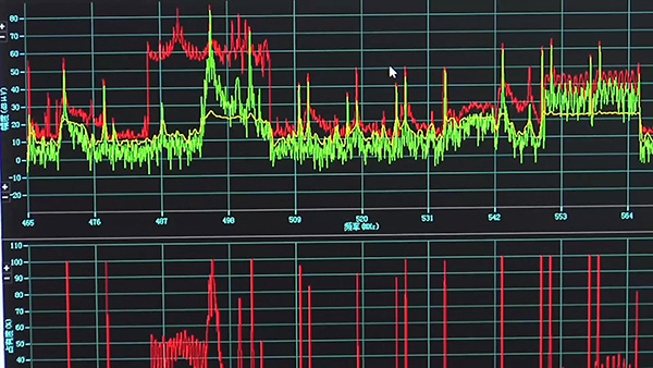 ſͻ1114ϢգʡߺϿͻȻһδйĹ㲥ƵʣƵҲǳأÿߵӵʱ׼ʱ˵ڶһͻȻʧߺߵĹԱڼз֣㲥αװ̨ĲģʽǸֱƷĹ档