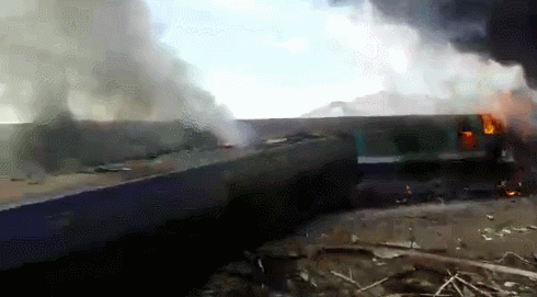 490_271gif 动态图 动图