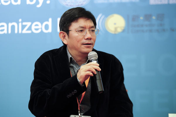 搜狐副总裁,总编辑陈朝华于主论坛发言