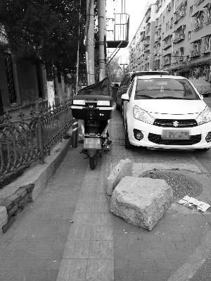 北京无障碍设施调查：400米盲道13个电线杆(图)