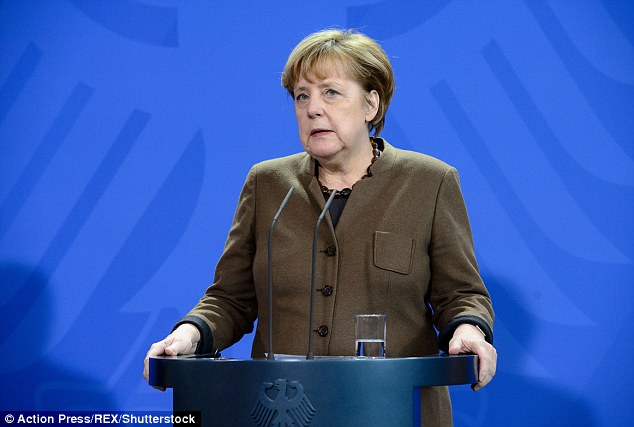 德国女部长访沙特拒绝戴头巾 网民:这是侮辱