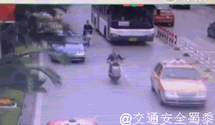 (图为往年事故现场,非淮安车祸,下同)