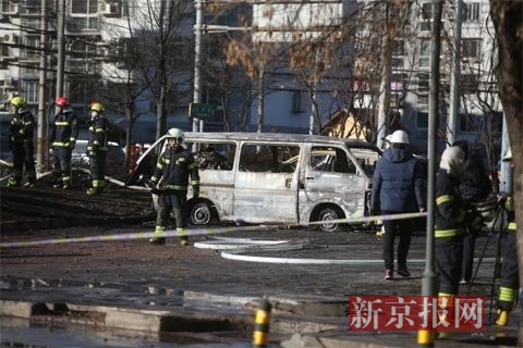 爆炸现场。王贵彬 薛珺 摄