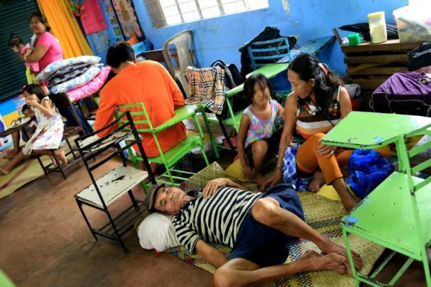 强台风圣诞节袭击菲律宾 逾10万人被疏散-搜狐