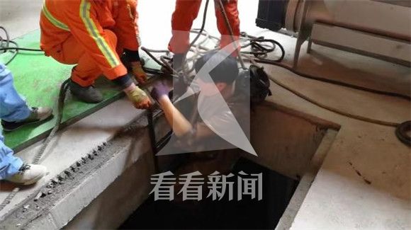 我爬到井口几乎虚脱。