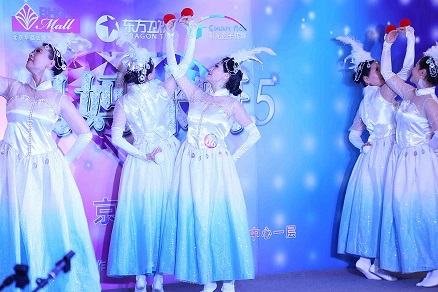 代岳东助阵《妈妈咪呀》妈妈团泪洒全场美国恐怖电影在线观看图片