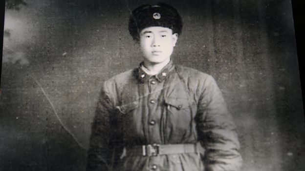 王琦戎服照
