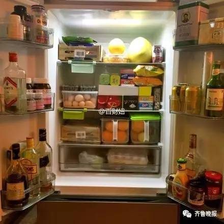 晒完行李箱,网友又开始晒!冰!箱!春节后你家冰箱被父母的爱压塌没?