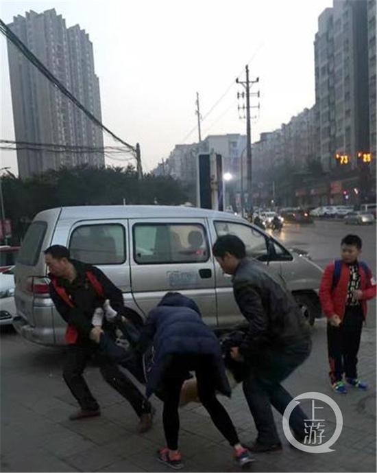 初中生开学日坠楼身亡 书包内留了局结的暑假功课