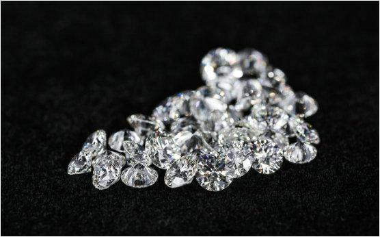 美媒:实验室培育钻石正逐步登上珠宝舞台的中