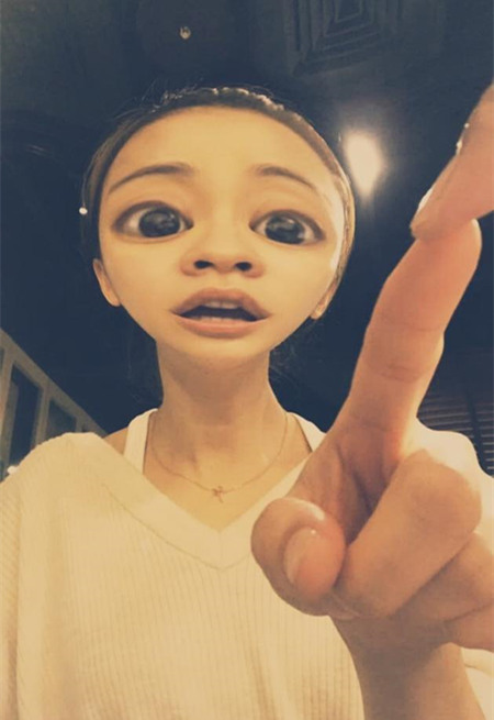 陈意涵晒照变大头外星人 简直是自拍界的泥石流