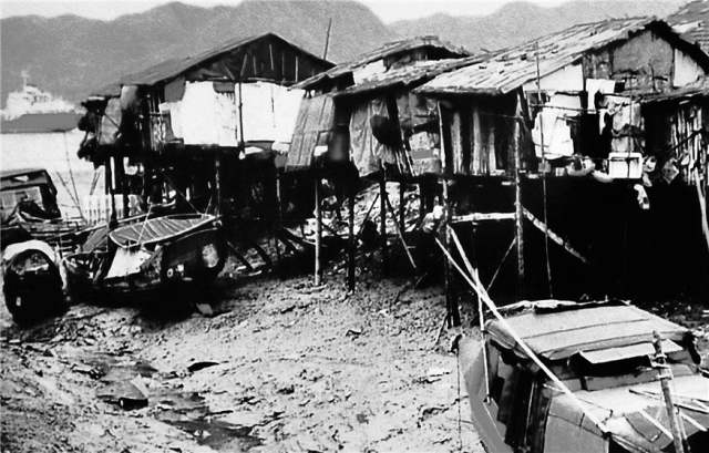 这是宁德“连家船民”海边住的船寮（资料照片 ）。