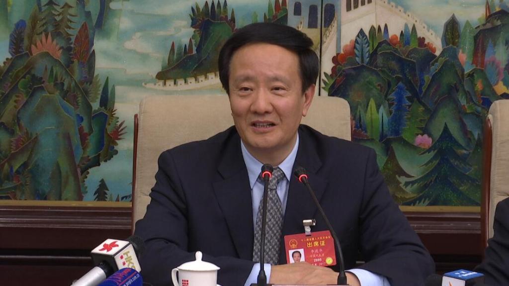全国人大代表、宁夏回族自治区党委书记李建华/来源:香港卫视