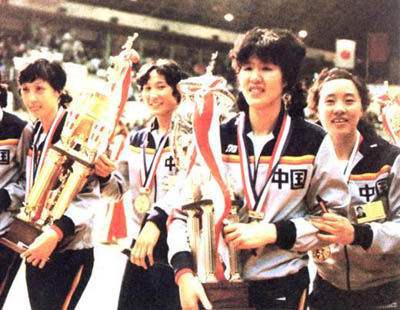 后来，陈忠和领军的中国女排也因 “快变”笑傲2003年世界杯、2004年奥运会。