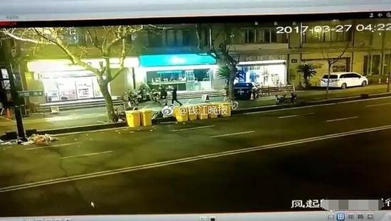 男子打飞的到杭州抢3家店崩溃：杭州怎么没现金