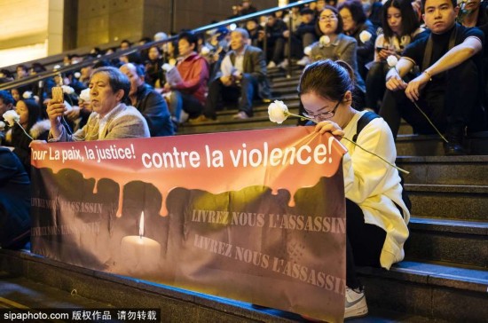 当地时间26日晚,一名旅法中国公民在家中杀鱼时,被破门而入的法国警察枪杀。(图片来源:希帕图片社)