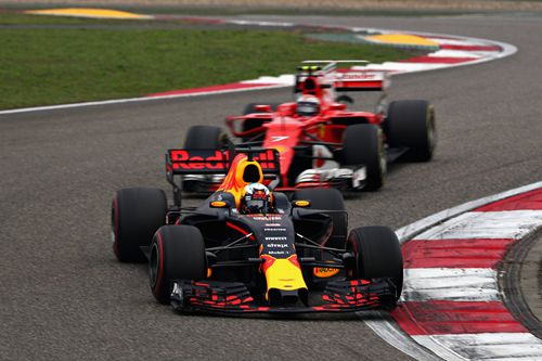 F1中国大奖赛 奥地利小将维斯塔潘逆袭登领奖台-搜狐赛车