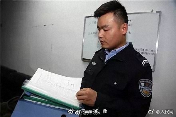 朱绪佳工作照。 本文图片均来自河南新闻广播官方微博