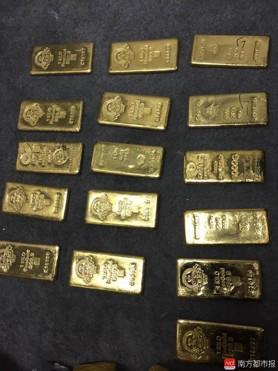 跨国团伙骗6亿:成员开宾利 数十公斤黄金被藏床底