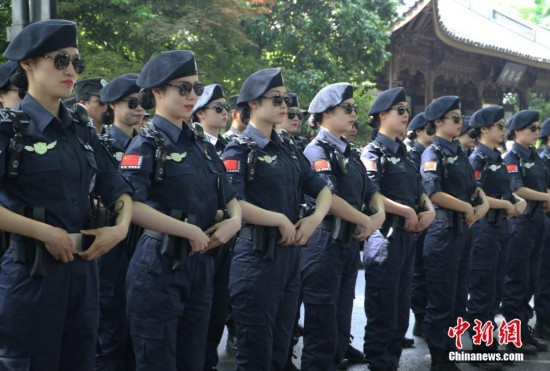 西湖女子巡逻队成西湖景区新名片(图)