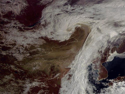 风云四号气象卫星动态监测图像（2017年5月4日8时-10时）来源：中青在线